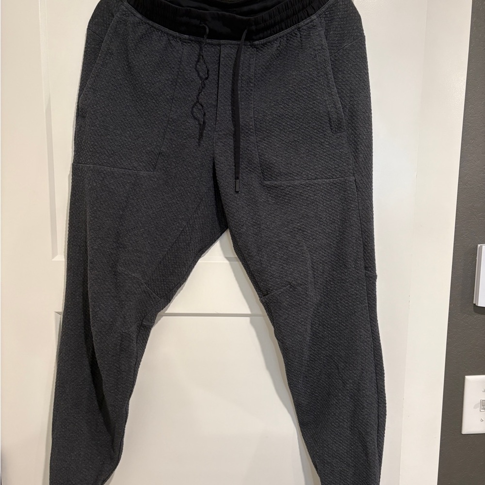 Men's Black at ease Pants
